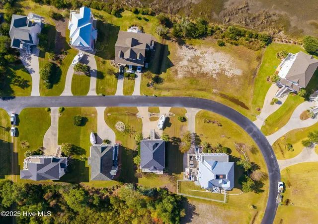 5th image of 118 & 120 Pintail Ln, Harkers Island, NC 28531 | MLS# 100563333