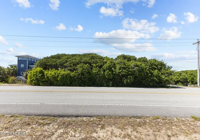 Photo 2 of Land for sale at 4306 Emerald Dr, Emerald Isle, NC 28594 | MLS# 100586582 | Listing updated on 2026-07-05