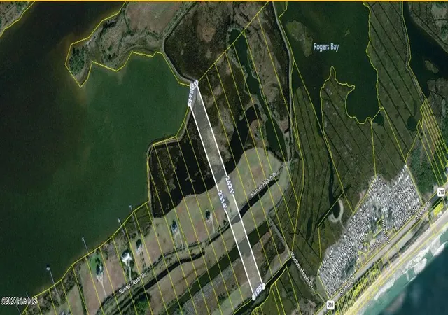 3rd image of 23 Hunter Heath Dr, N Topsail Beach, NC 28460 | MLS# 100571967