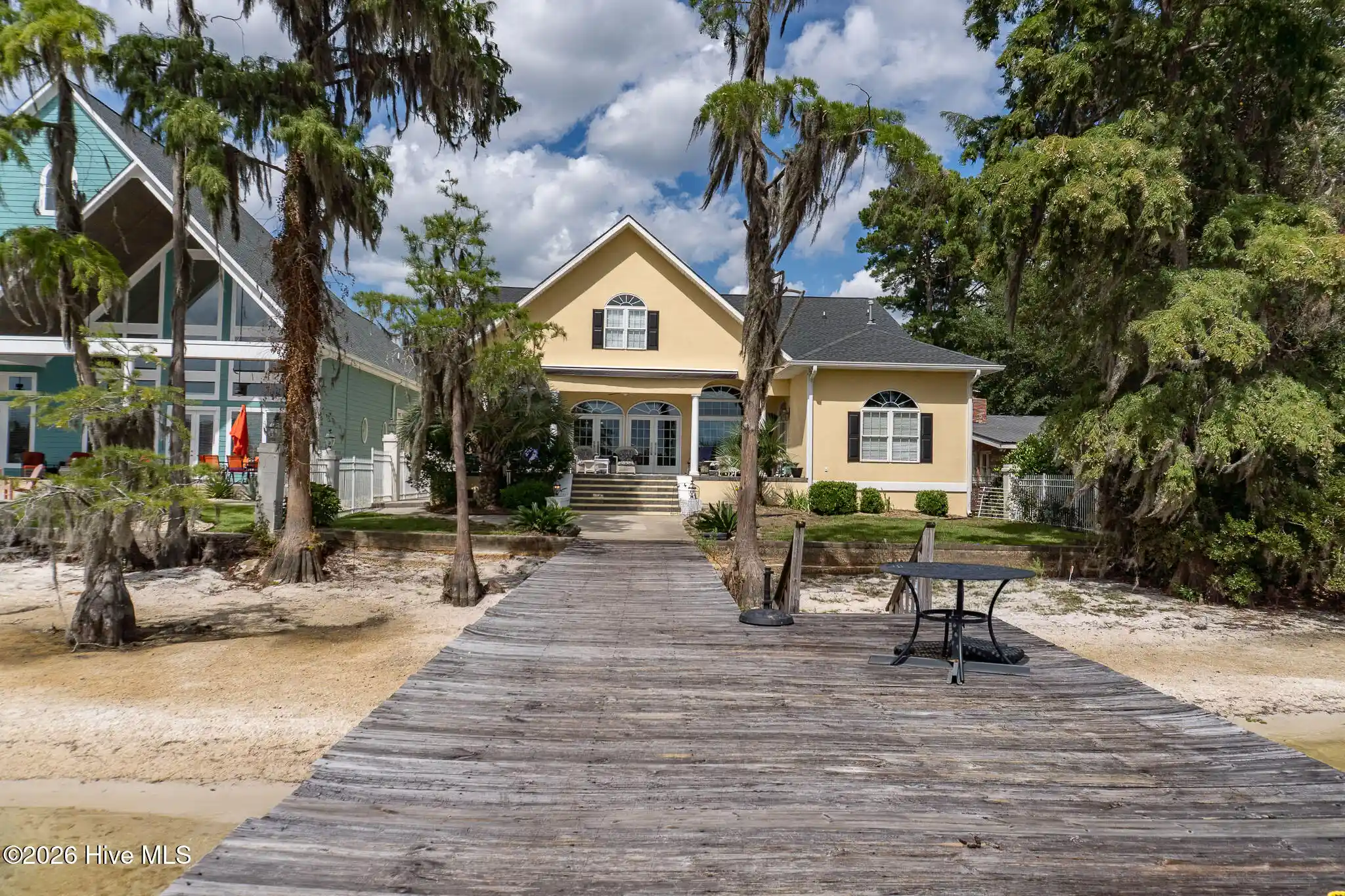 Photo 1 of Mansion for sale at 6756 Us 701 Hwy, Elizabethtown, NC 28337 | MLS# 100604486 | Listing updated on 2026-09-18