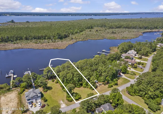 1st image of 5202 Bucco Reef Rd, New Bern, NC 28560 | MLS# 100575034