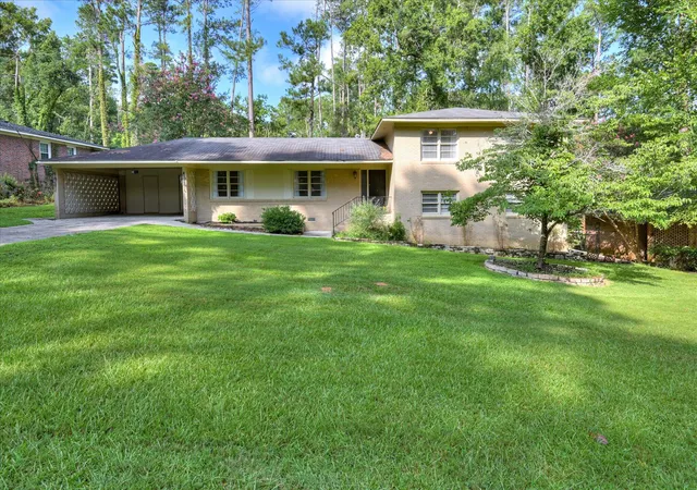 Homes for sale in Augusta, GA | 629 Canterbury Dr, Augusta, GA 30909 | MLS# 98201012