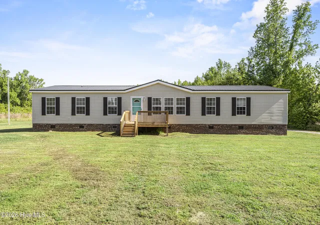 Homes for sale in Wallace, NC | 2041 Bay Rd, Wallace, NC 28466 | MLS# 100564915