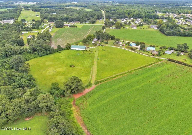 Photo 4 of Single family home for sale at 126 Sheri Ln, Beulaville, NC 28518 | MLS# 100594915 | Listing updated on 2026-08-18