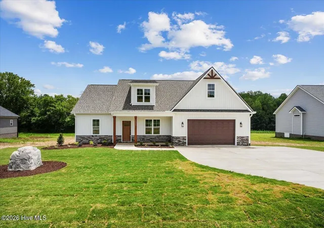 Homes for sale in Spring Hope, NC | 7345 Hill Rd, Spring Hope, NC 27882 | MLS# 100585866