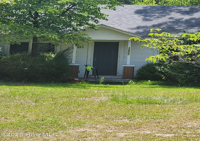 Photo 3 of Single family home for sale at 12905 US 15 501 Hwy N #12905, Aberdeen, NC 28315 | MLS# 100587841 | Listing updated on 2026-09-02