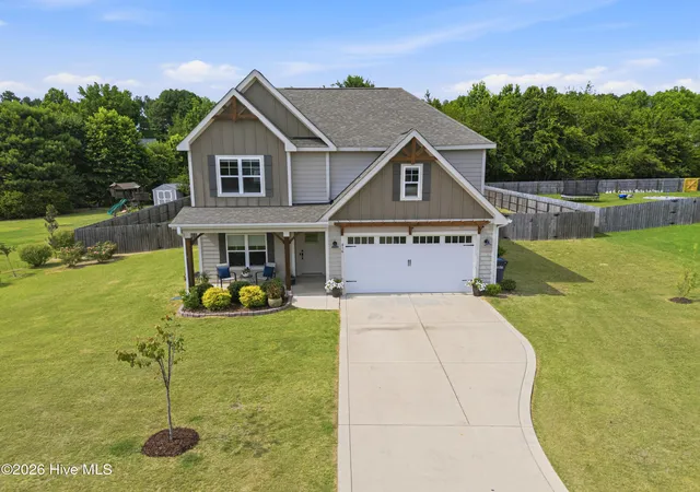 Photo 41 of Single family home for sale at 816 Warwick Ln, Carthage, NC 28327 | MLS# 100583309 | Listing updated on 2026-08-18