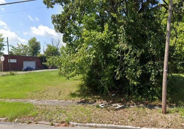 Photo 1 of Land for sale at 207 1st Street W, Ahoskie, NC 27910 | MLS# 100591867 | Listing updated on 2026-07-27