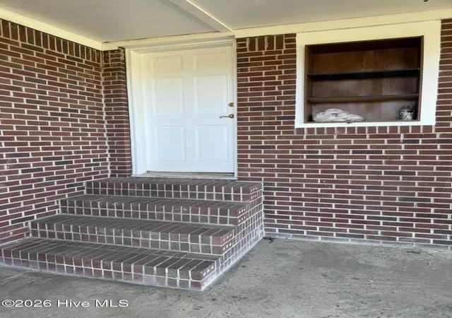 Photo 3 of Single family home for sale at 213 Country Clb Rd, Camden, NC 27921 | MLS# 100568377 | Listing updated on 2026-08-27