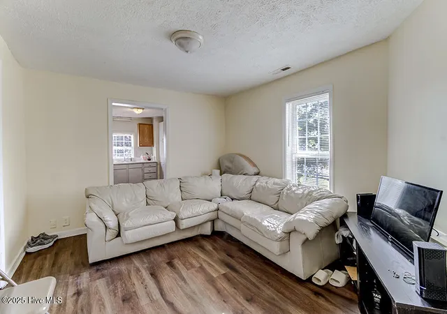 Homes for sale in Wilmington, NC | 817 S 11Th St, Wilmington, NC 28401 | MLS# 100541368
