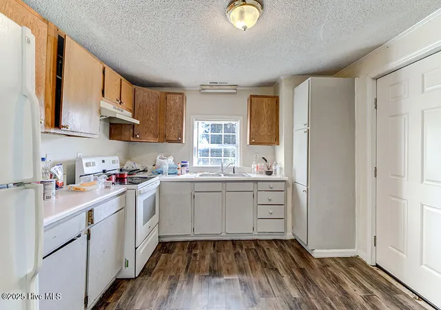 Homes for sale in Wilmington, NC | 817 S 11Th St, Wilmington, NC 28401 | MLS# 100541368