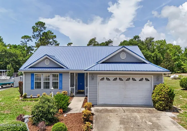 Photo 1 of Single family home for sale at 1718 Pharview Dr Sw, Ocean Isle Beach, NC 28469 | MLS# 100595961 | Listing updated on 2026-08-18