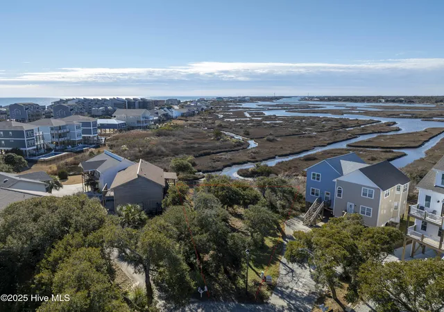 Homes for sale in North Topsail Beach, NC | 320 Bay Cir, North Topsail Beach, NC 28460 | MLS# 100559028