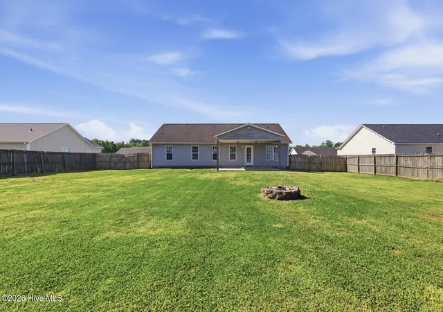 Homes for sale in Richlands, NC | 202 High Meadow Ct, Richlands, NC 28574 | MLS# 100569948