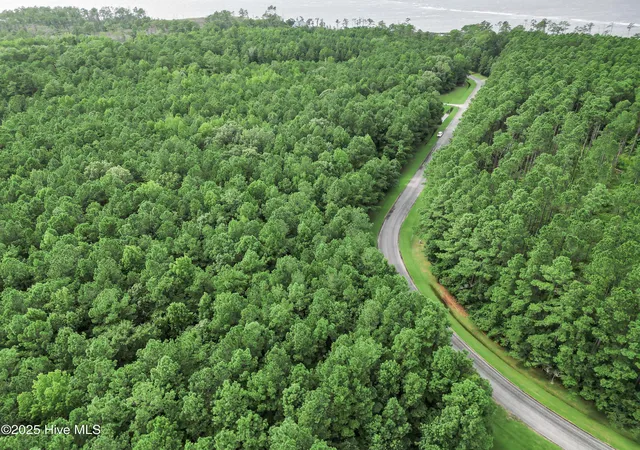 3rd image of 695 Sandy Point Dr, Beaufort, NC 28516 | MLS# 100571098