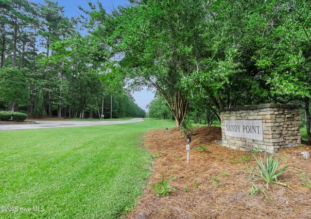 5th image of 695 Sandy Point Dr, Beaufort, NC 28516 | MLS# 100571098