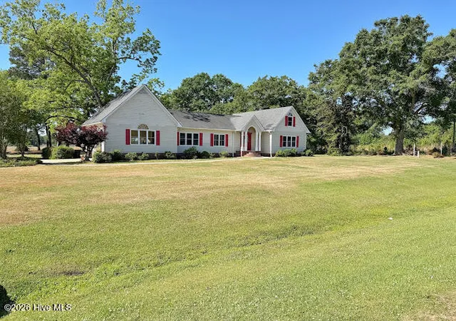 Homes for sale in Beulaville, NC | 2496 N Nc 24 Hwy, Beulaville, NC 28518 | MLS# 100570279
