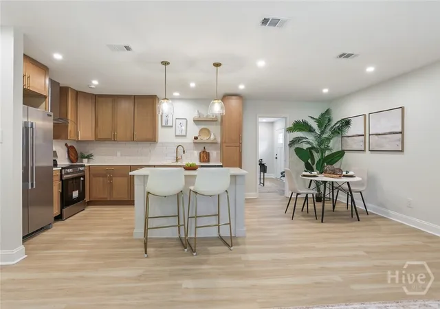 Homes for sale in Savannah, GA | 1217 E 34Th St, Savannah, GA 31404 | MLS# SA359070