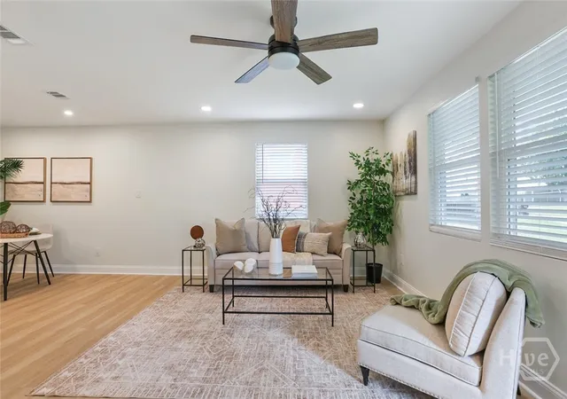 Homes for sale in Savannah, GA | 1217 E 34Th St, Savannah, GA 31404 | MLS# SA359070