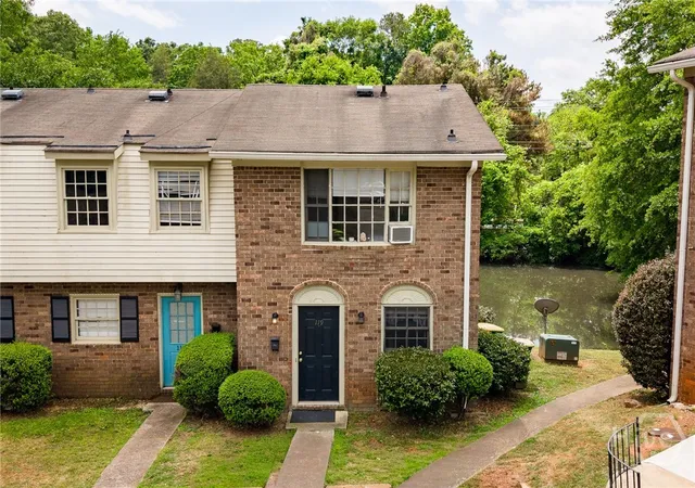 Homes for sale in Athens, GA | 119 Eaglewood Wy, Athens, GA 30606 | MLS# CL354949