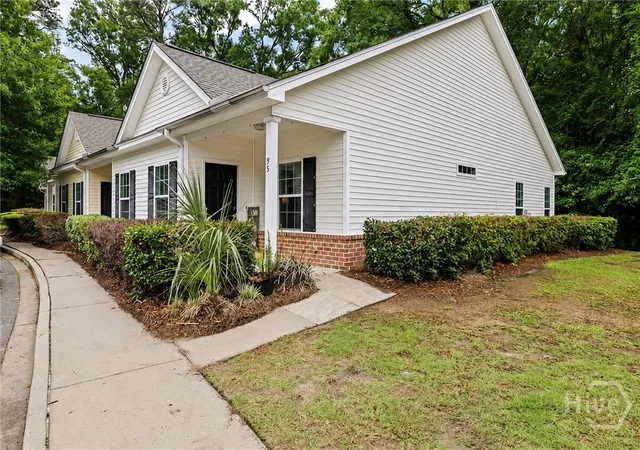 Homes for sale in Savannah, GA | 95 Falkland Ave, Savannah, GA 31407 | MLS# SA356046