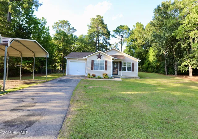 Homes for sale in Aberdeen, NC | 110 Robin Hood Ln, Aberdeen, NC 28315 | MLS# 100583238