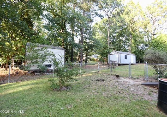 Homes for sale in Aberdeen, NC | 110 Robin Hood Ln, Aberdeen, NC 28315 | MLS# 100583238