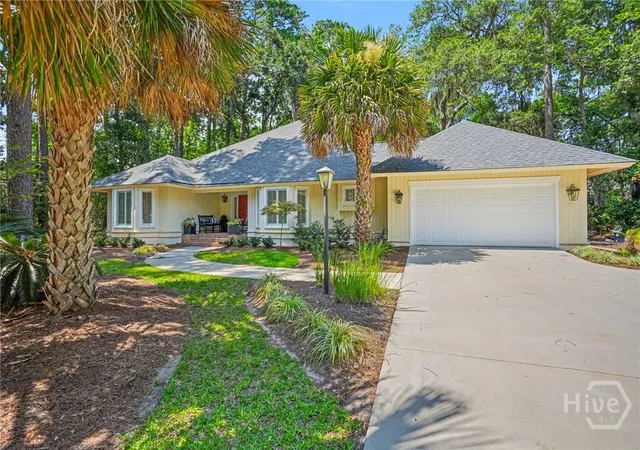Photo 3 of Single family home for sale at 1 Wild Boar Xing, Savannah, GA 31411 | MLS# SA359824 | Listing updated on 2026-09-13