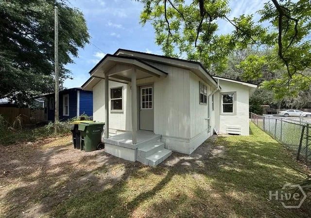 Homes for sale in Savannah, GA | 413 Emmit St, Savannah, GA 31405 | MLS# SA355610