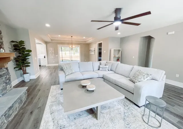 Photo 3 of Single family home for sale at 307 Wellington Ct, Mc Cormick, SC 29835 | MLS# 98253999 | Listing updated on 2026-08-18