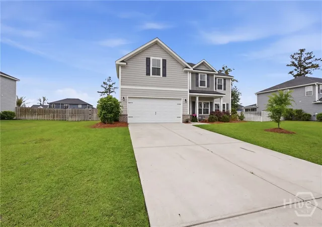 Homes for sale in Richmond Hill, GA | 188 Pitch Point Trl, Richmond Hill, GA 31324 | MLS# SA355073