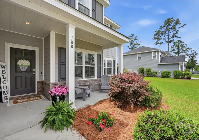 Homes for sale in Richmond Hill, GA | 188 Pitch Point Trl, Richmond Hill, GA 31324 | MLS# SA355073