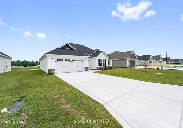Photo 2 of Single family home for sale at 521 Appalachian Trl N, Jacksonville, NC 28546 | MLS# 100594684 | Listing updated on 2026-09-17