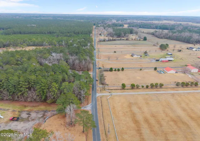 3rd image of 1363 Deppe Loop Rd, Maysville, NC 28555 | MLS# 100578558