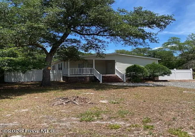 Photo 2 of Manufactured home for sale at 2678 Seashore Rd SW, Supply, NC 28462 | MLS# 100585914 | Listing updated on 2026-09-29