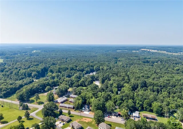 Homes for sale in Comer, GA | 540 Sunset Ave, Comer, GA 30629 | MLS# CL359298