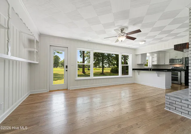 5th image of 1705 River Dr, Morehead City, NC 28557 | MLS# 100585760