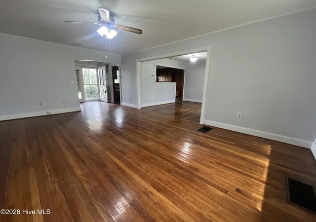 3rd image of 720 Main St, Bayboro, NC 28515 | MLS# 100562360