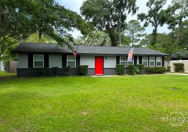 Photo 3 of Single family home for sale at 37 Silverstone Cir, Savannah, GA 31406 | MLS# SA362120 | Listing updated on 2026-09-04