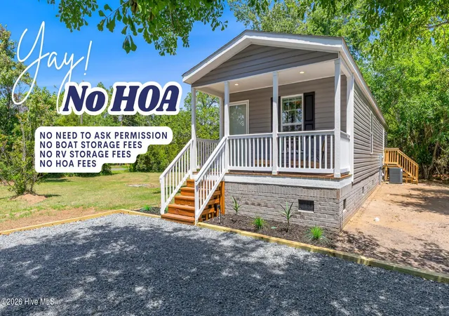 Homes for sale in Southport, NC | 4344 4Th St Se, Southport, NC 28461 | MLS# 100584468