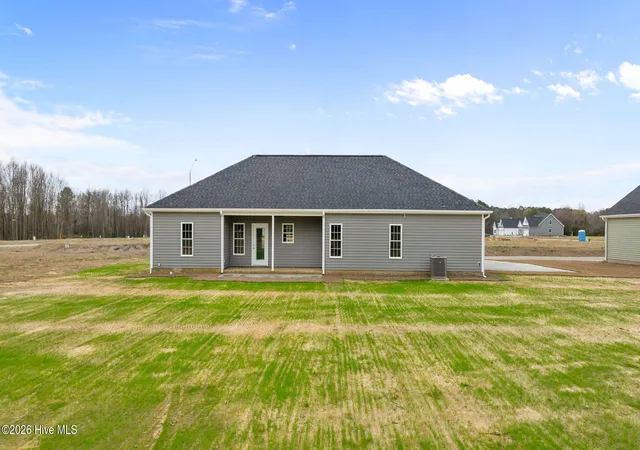 Photo 3 of Single family home for sale at 102 Ellen's Way Dr, Goldsboro, NC 27534 | MLS# 100540500 | Listing updated on 2026-10-01