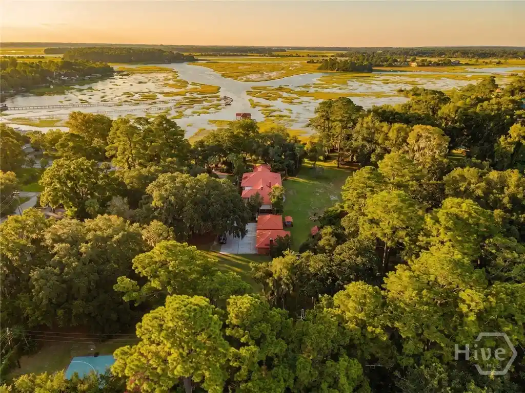 Photo 1 of Mansion for sale at 5909 Laroche Ave, Savannah, GA 31406 | MLS# SA364926 | Listing updated on 2026-09-23