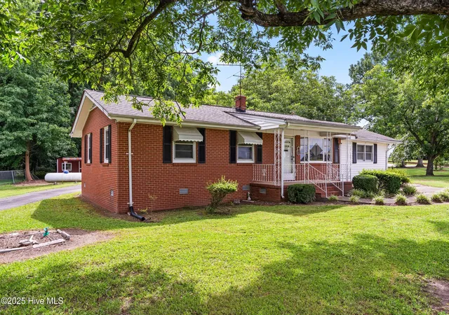 Photo 2 of Single family home for sale at 207 Wendell Rd, Wendell, NC 27591 | MLS# 100558821 | Listing updated on 2026-09-10
