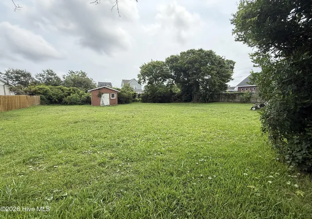 Photo 2 of Single family home for sale at 406 Craven St, Beaufort, NC 28516 | MLS# 100592173 | Listing updated on 2026-08-18