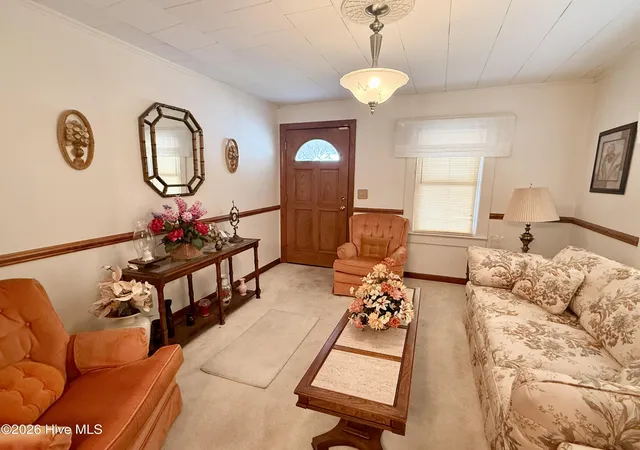 Photo 3 of Single family home for sale at 406 Craven St, Beaufort, NC 28516 | MLS# 100592173 | Listing updated on 2026-08-18