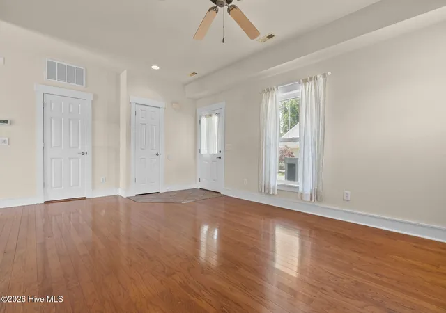 5th image of 110 N Compass Dr, Grandy, NC 27939 | MLS# 100583080