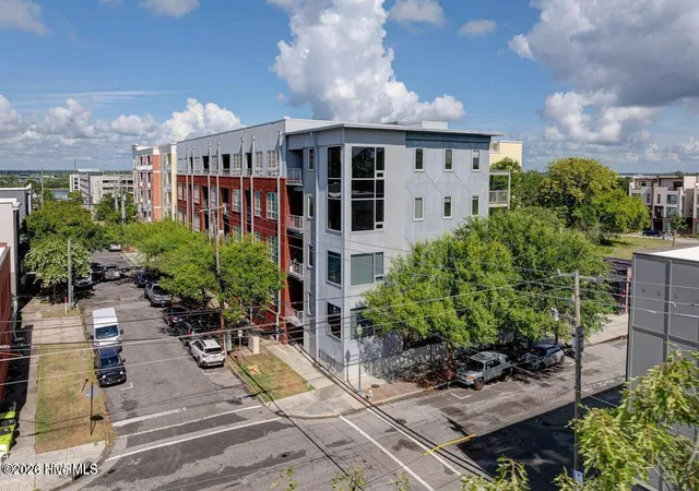 2nd image of 801 N 4Th St, Wilmington, NC 28401