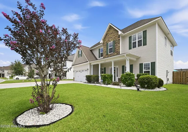 Photo 3 of Single family home for sale at 512 Louvre Ln, Jacksonville, NC 28546 | MLS# 100593190 | Listing updated on 2026-09-15