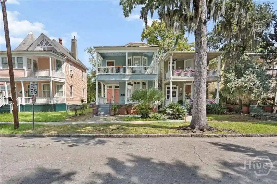 Photo 1 of Multi family home for sale at 1012 E Park Ave, Savannah, GA 31401 | MLS# SA365924 | Listing updated on 2026-10-05