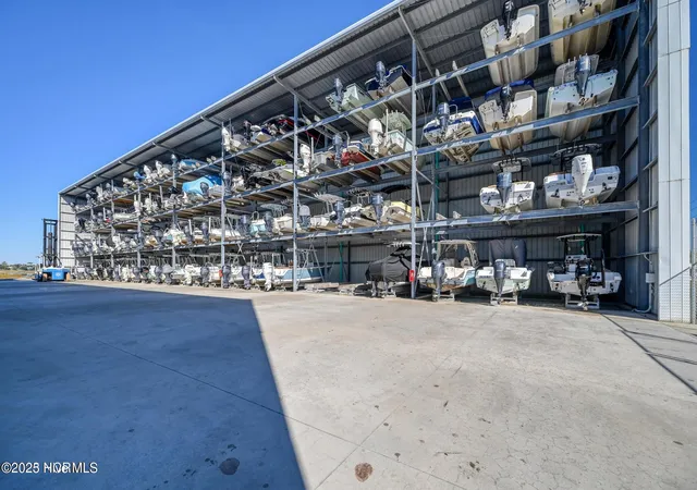 5th image of 111 N New River Dr, Surf City, NC 28445 | MLS# 100514575